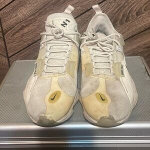 Distressed Nike react type gtx phantom gortex low running shoe.